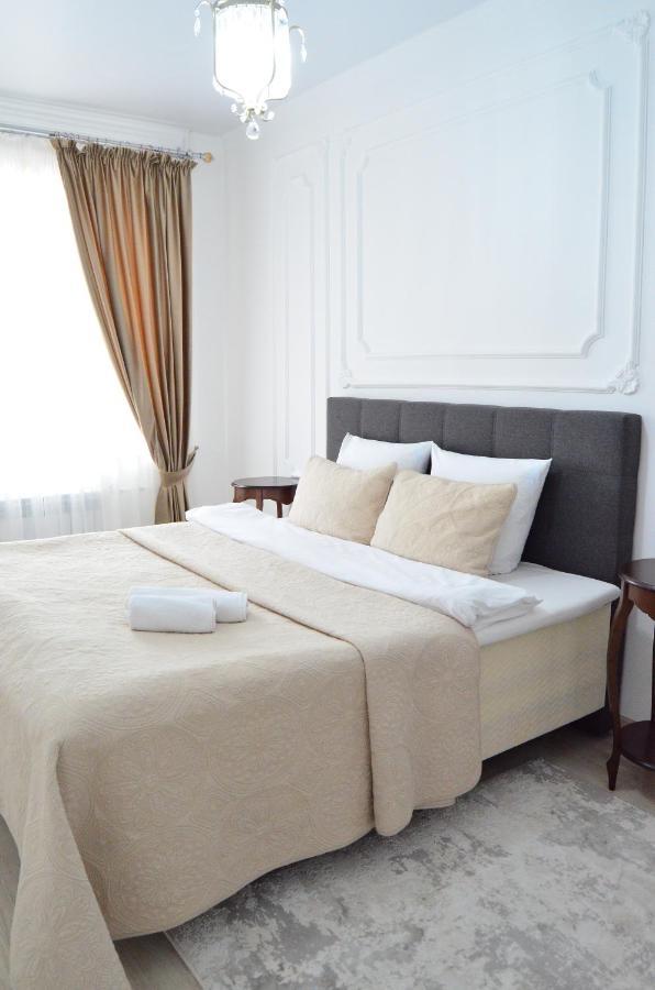 Golden Park Hotel Pavlodar Kültér fotó