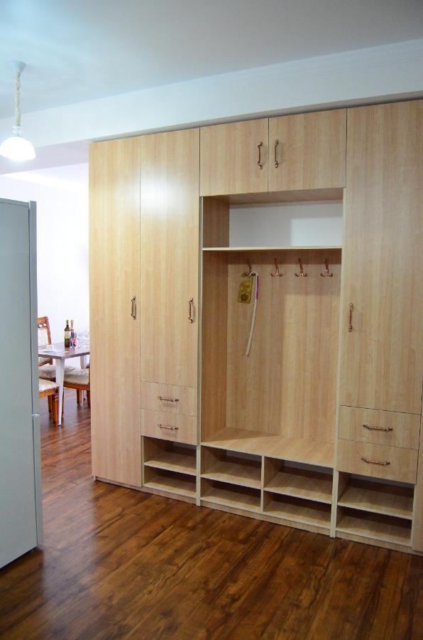Golden Park Hotel Pavlodar Kültér fotó