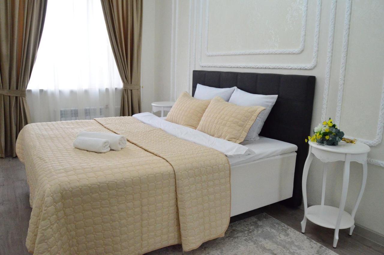 Golden Park Hotel Pavlodar Kültér fotó