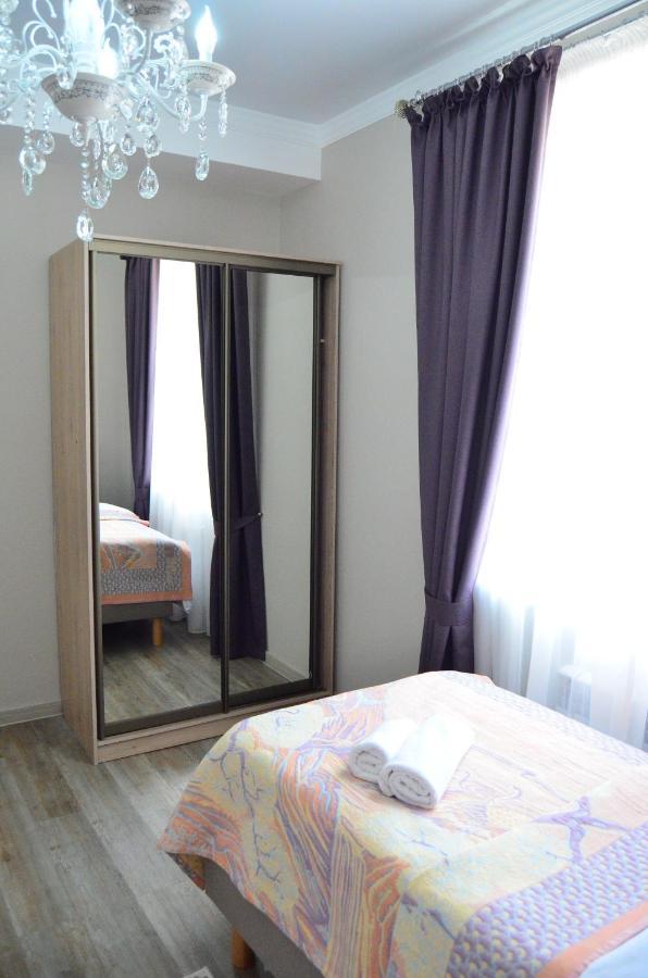 Golden Park Hotel Pavlodar Kültér fotó