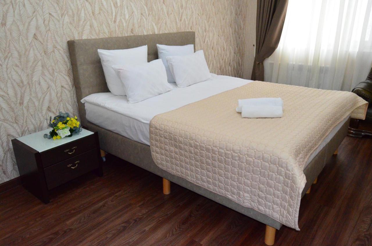 Golden Park Hotel Pavlodar Kültér fotó